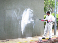 Enlvement des graffitis